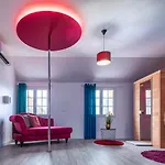 L'echappee - Maison Romantique - & Sauna Privatif- Pole Dance - Lit Rond Avec Miroir Au Plafond Apartament Pezarches
