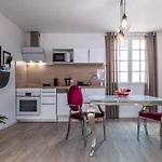 L'echappee - Maison Romantique - Spa&sauna Privatif- Pole Dance - Lit Rond Avec Miroir Au Plafond Pezarches