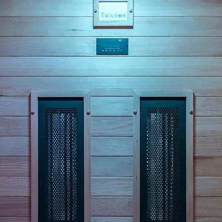 L'echappee: Romantic Retreat With Private Sauna *